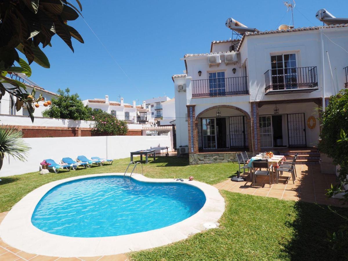 Nerja Paradise Rentals - Villa Victoria Esterno foto