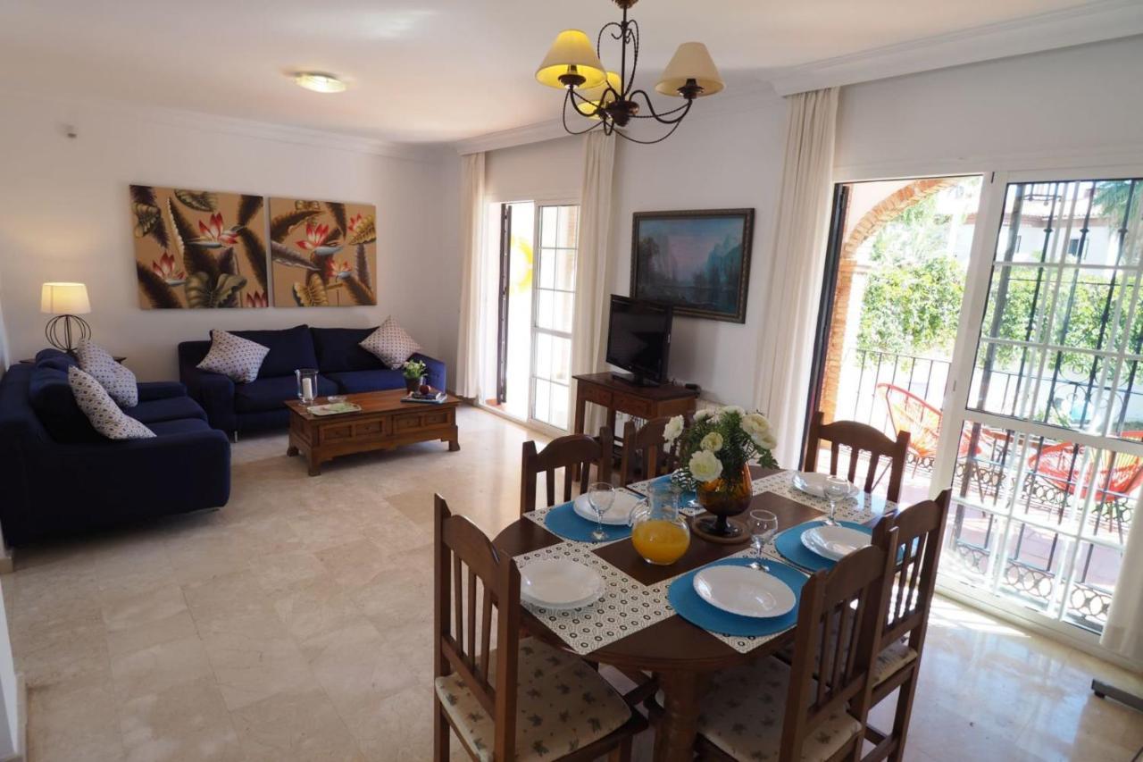 Nerja Paradise Rentals - Villa Victoria Esterno foto