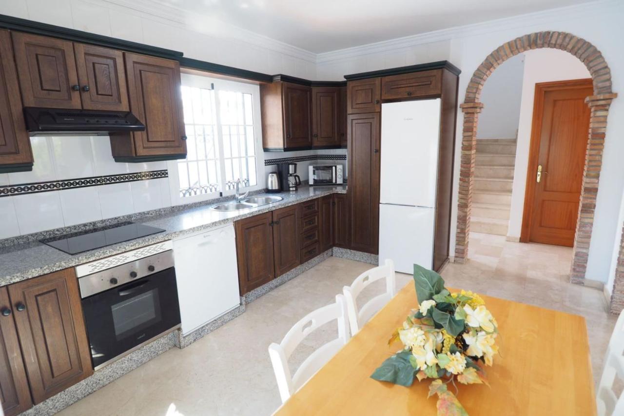 Nerja Paradise Rentals - Villa Victoria Esterno foto