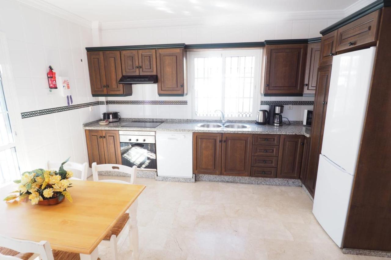 Nerja Paradise Rentals - Villa Victoria Esterno foto
